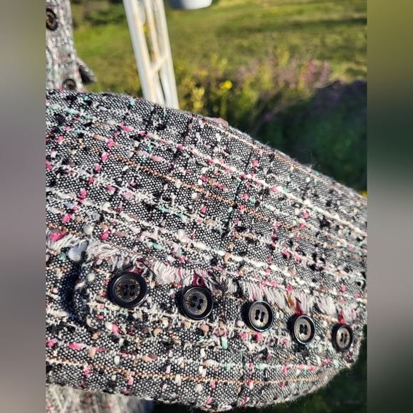 "You Look So Classy!" PINK TARTEN Suit - Picture 4 of 5